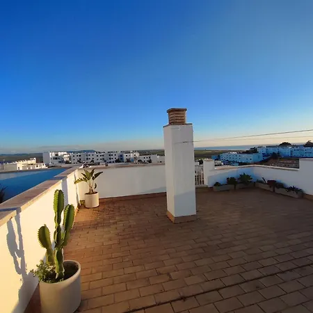 Apartamentovistasconil, Atico Con Piscina, Jardin, Pista De Padel Y Solarium Lejlighed Conil De La Frontera