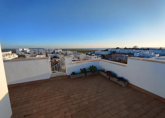 Apartamentovistasconil, Atico Con Piscina, Jardin, Pista De Padel Y Solarium * Conil De La Frontera