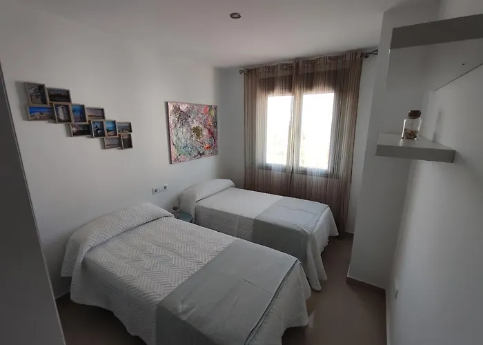 Apartamentovistasconil, Atico Con Piscina, Jardin, Pista De Padel Y Solarium